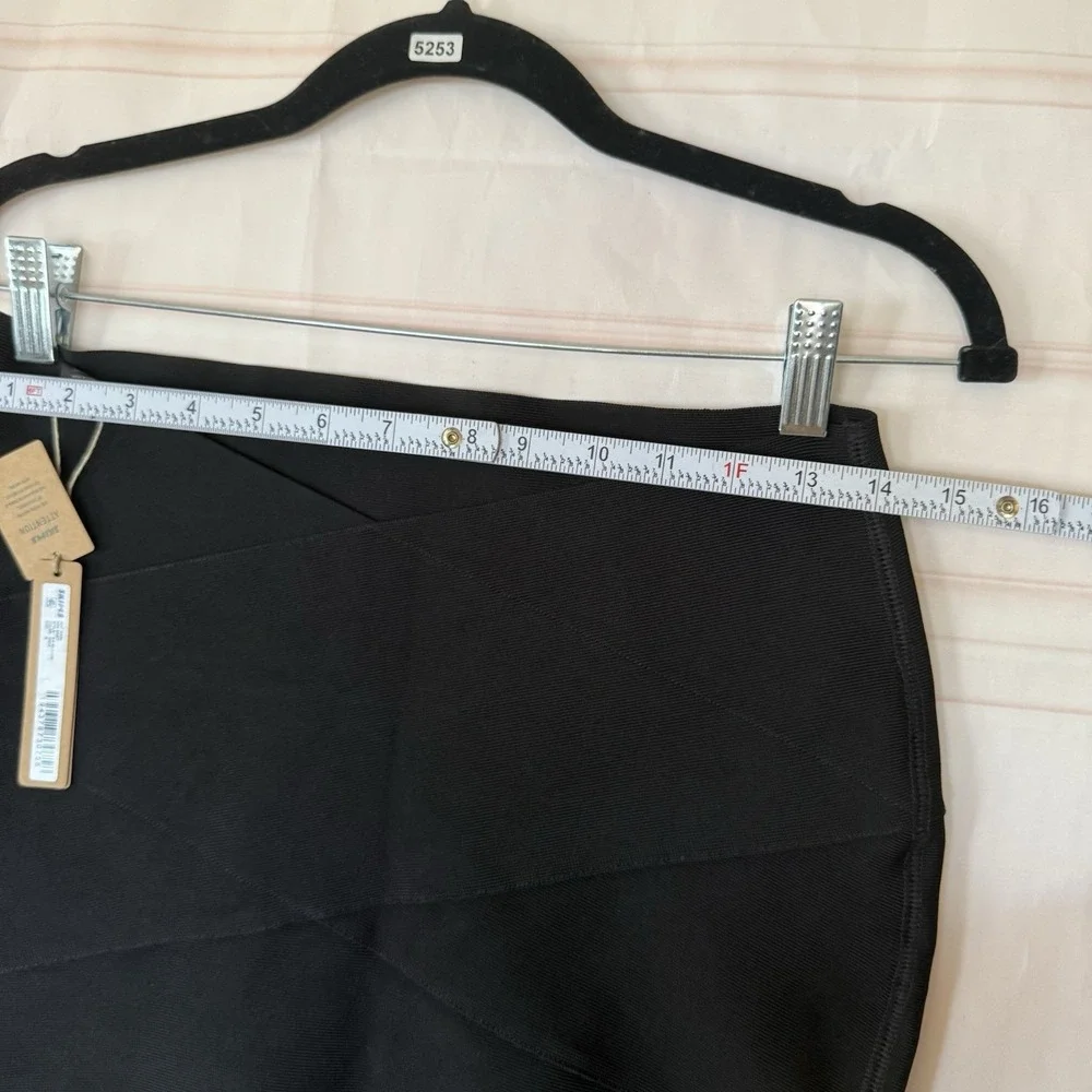 Skims Knit Swim Mini Skirt Onyx Black Size M NWT